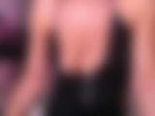 Live cam show with Fay - Moaning on Cam Slut