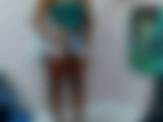 Live cam show with FoxyVibez - Upskirt on StripNow