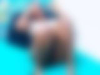 Foxy Vibez's Live Sex Cam Show