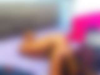 Live cam show with Foxy Vibez - Upskirt on xxxlivecams.org