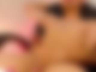 Live cam show with Kai-Brooks - English on TeamSkeetLive
