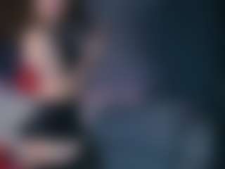 Live cam show with KatherineClark - Skinny MILF on xfollow cams