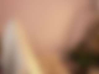Live cam show with KatherineClark - Average on Milfs Live