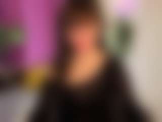 Live cam show with KatherineClark - Brown Hair MILF on Camsoda