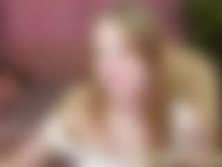 Live cam show with Meg-Ryann - Body Massage on SinfulBabes