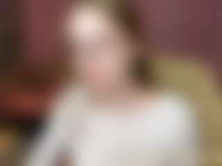 Live cam show with Meg-Ryann - Blue Eyes on madthumbs