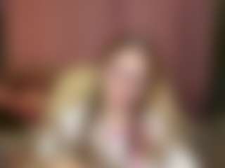 Live cam show with Meg-Ryann - Body Massage on madthumbs