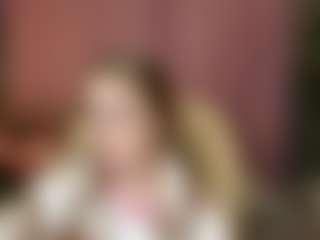 Live cam show with Meg-Ryann - Blue Eyes on madthumbs