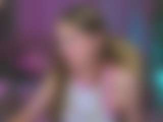 Live cam show with Meg-Ryann - Fingering on Camming Site