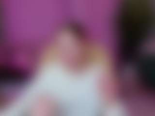 Show en direct avec Meg-Ryann - Blue Eyes sur Camsoda