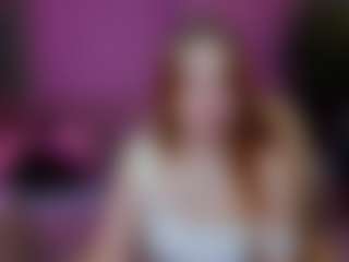 Show en direct avec Meg-Ryann - Oil sur Camsoda