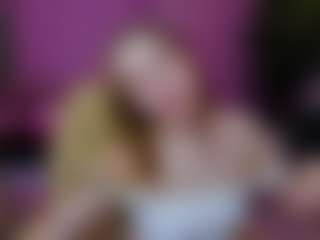 Live cam show with Meg-Ryann - Ass Clapping on Camiplay Live