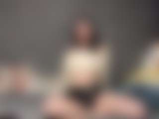 PhebeBee's Live Sex Cam Show