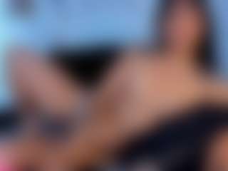 Jessica MILF webcam performer live streaming