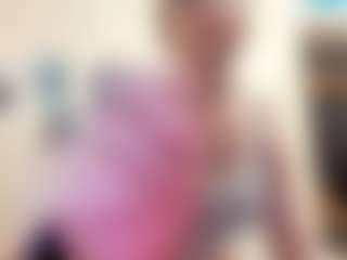 Live cam show with AdrieneFrock - Small Tits on Streamer API