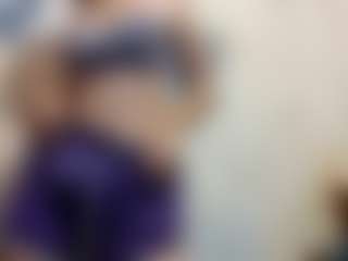 AdrieneFrock's Live Sex Cam Show