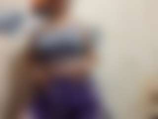 Live cam show with AdrieneFrock - Trimmed Granny on nudelive.tv