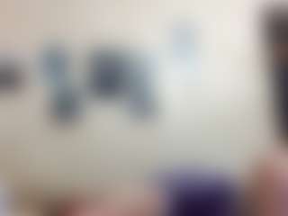 AdrieneFrock's Live Sex Cam Show