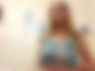 Live-Cam-Show mit AdrieneFrock - Ass Clapping auf Camsoda