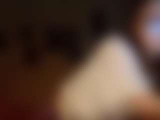 AdrieneFrock's Live Sex Cam Show
