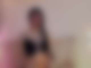 Live cam show with cyrus-tay - Asian on Camsoda