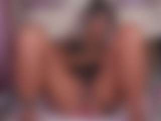 emmabestsquirt's Live Sex Cam Show