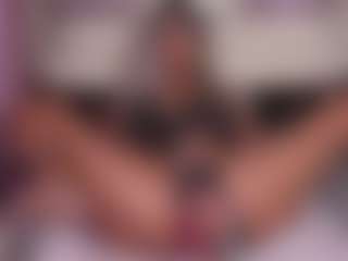 emmabestsquirt's Live Sex Cam Show