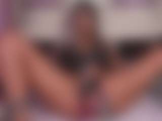 emmabestsquirt's Live Sex Cam Show
