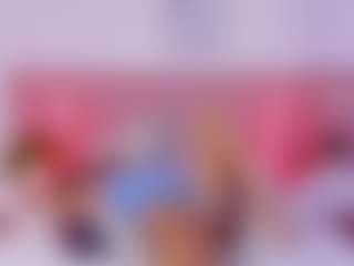 Live cam show with Ivy y Luna - Tease on livesexfox.com