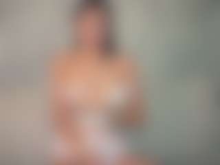 AleciaPoer's Live Sex Cam Show