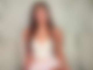 Live cam show with Lia - Role Play on Milf Play