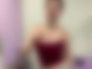 Live cam show with ArnetteGlazer - Moaning on liverealitysex.com