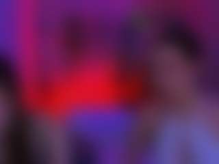 Spettacolo in cam dal vivo con emilia-fly - Deepthroat su Camsoda