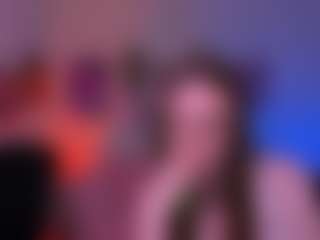 Live cam show with emilia-fly - Normal on Mixed Magazine Live