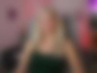 EmilySwann's Live Sex Cam Show