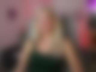 EmilySwann's Live Sex Cam Show