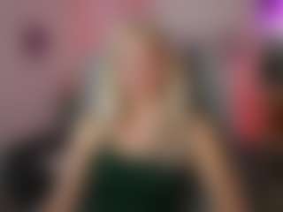 EmilySwann's Live Sex Cam Show