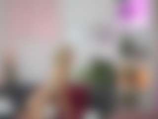 EmilySwann's Live Sex Cam Show