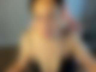 Live cam show with Goar - Bedroom on StripNow