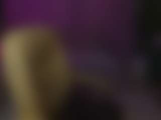 Live cam show with Kira - Body Massage on Camversity