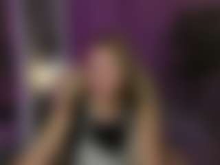 Live cam show with Kira - Roleplay on Fling VIP Chat