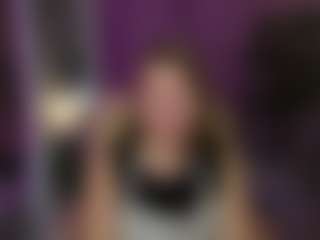 Kira's Live Sex Cam Show