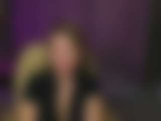 Live cam show with Kira - Joi on xheatlive.com
