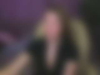 Kira's Live Sex Cam Show