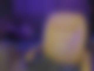 Kira's Live Sex Cam Show