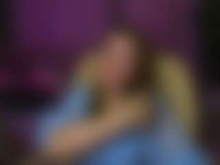 Live cam show with Kira - Roleplay on Camsoda