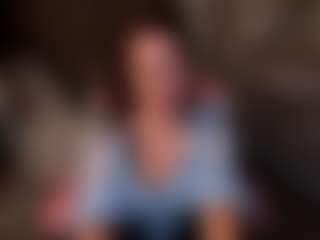 Live cam show with Kira - Average on camwithhim.com