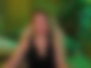 Live cam show with Kira - Roleplay on Camsoda