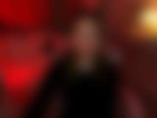 Kira's Live Sex Cam Show
