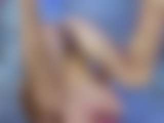 Live cam show with kyler-tay - Average on camtv